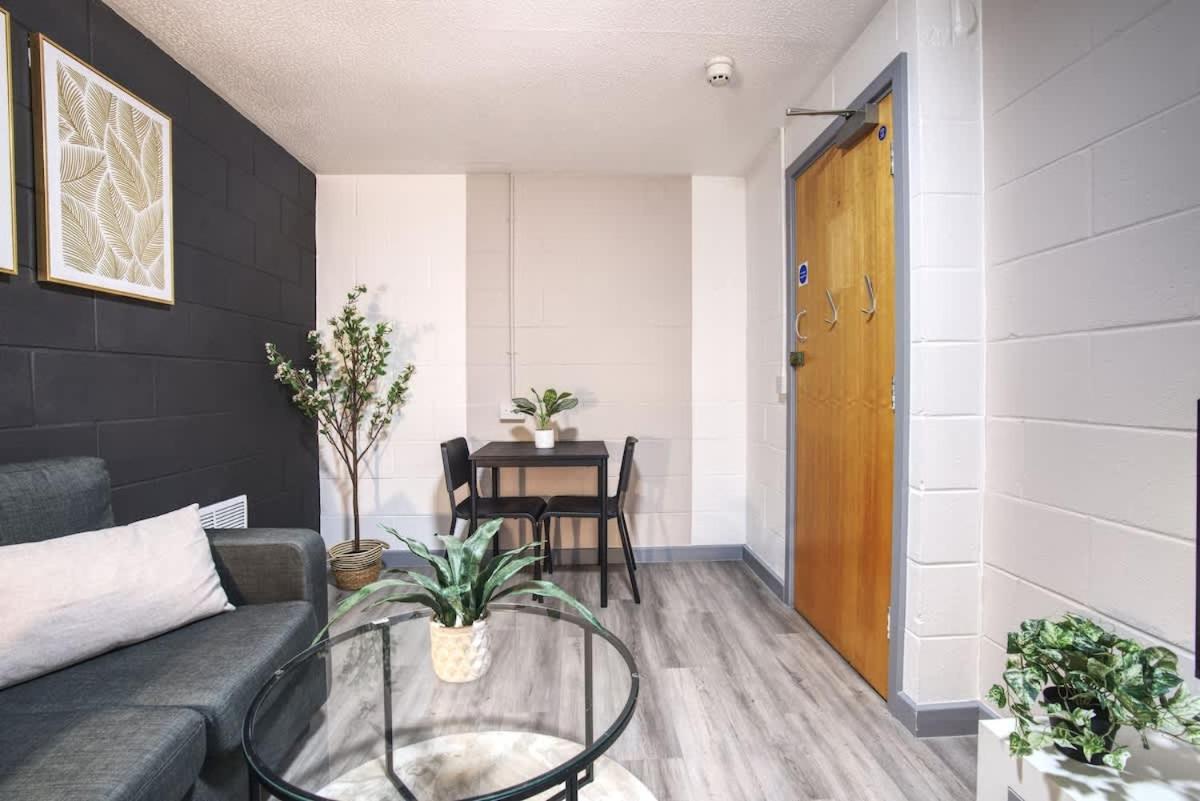 1Br City Centre Apt, Self Check In, Wifi, By Derbnb Sheffield Extérieur photo