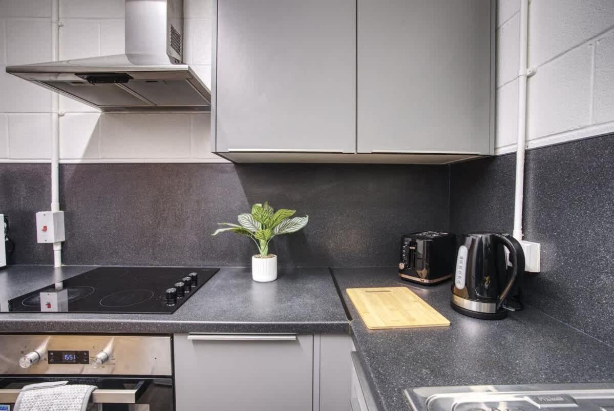 1Br City Centre Apt, Self Check In, Wifi, By Derbnb Sheffield Extérieur photo